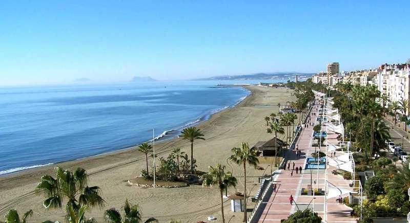 דירות פואנגירולה La Costa Del Sol מראה חיצוני תמונה